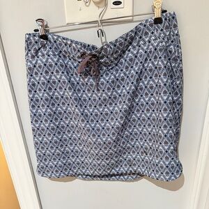 Athleta Size 12 EUC Skort Blue, Brown, white Pattern